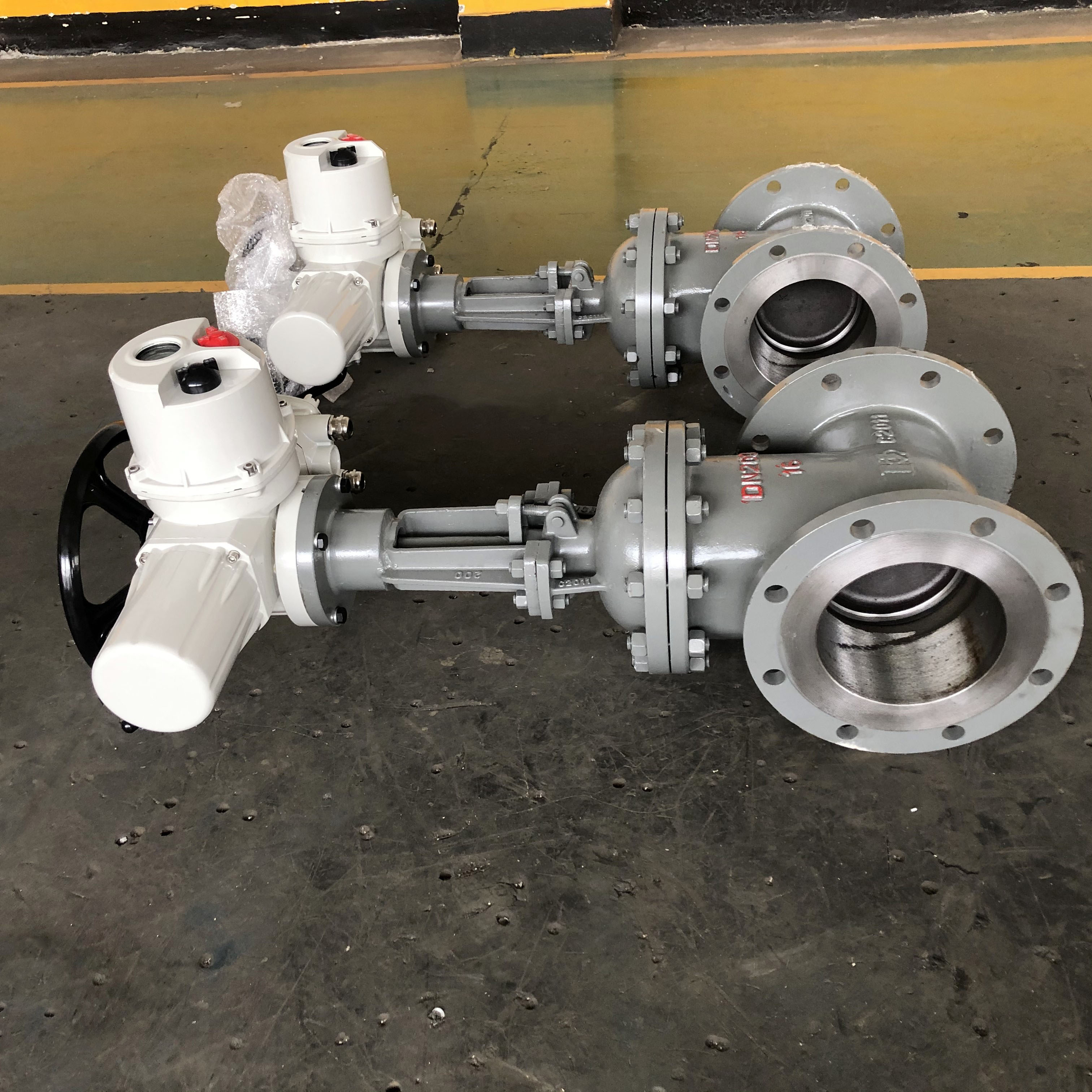 电动闸阀Z941W-25P  DN600